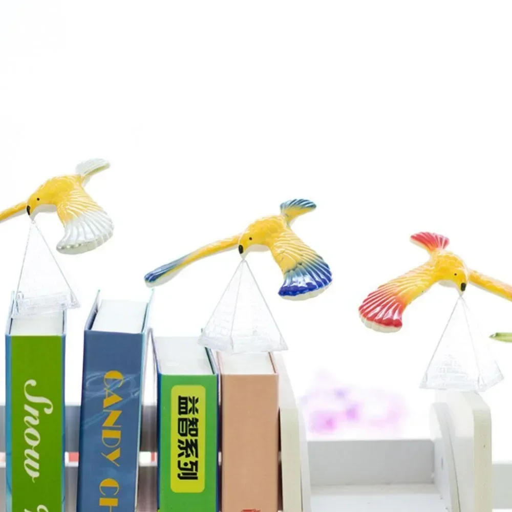 Balancing Eagle with Pyramid S - đánh giá và giá Home Decor Ikea
